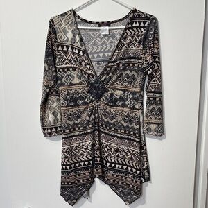 Guilty Y2K Geometric V-Neck Tunic Top